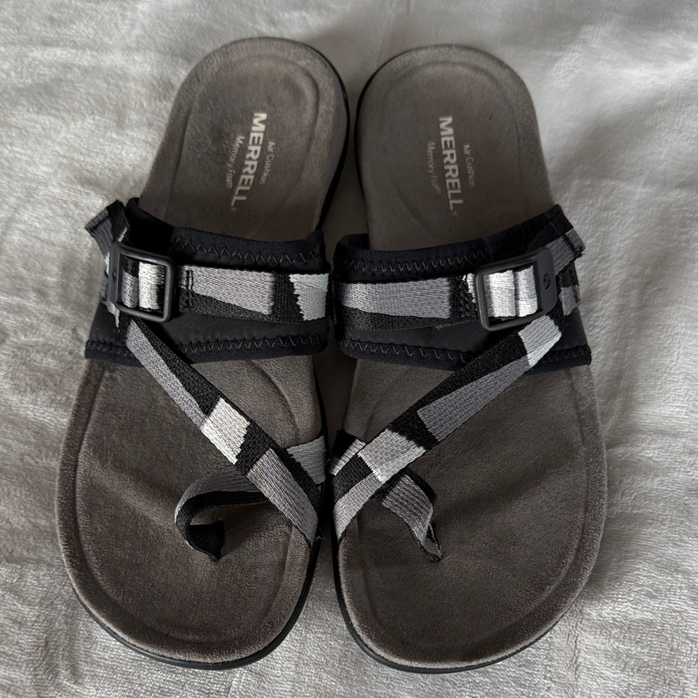 Merrell Black and Gray Slide Sandals